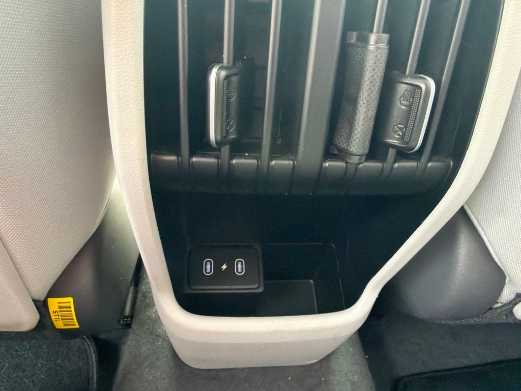 2024 Hyundai Kona SEL / One Owner