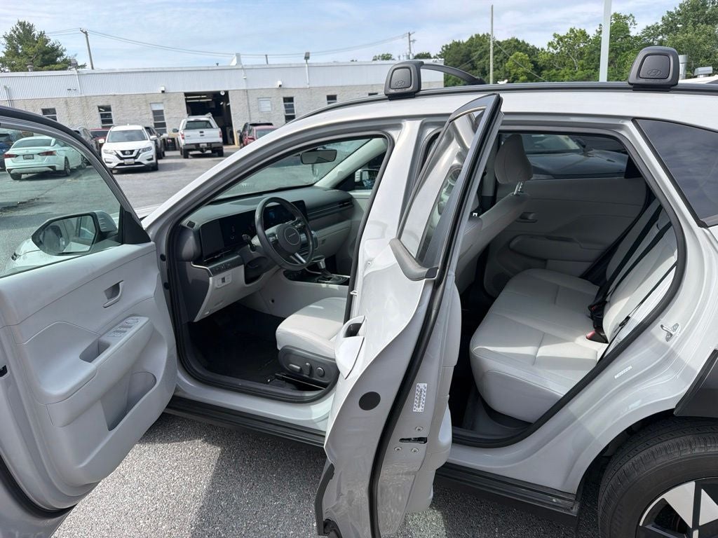 2024 Hyundai Kona SEL / One Owner