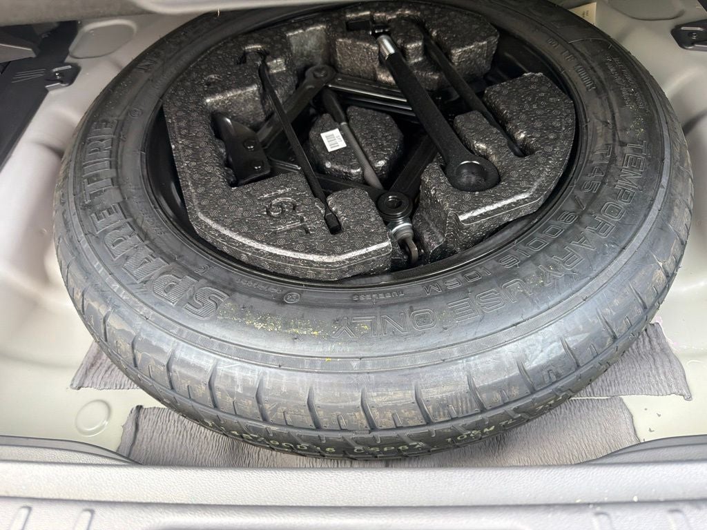 2024 Hyundai Kona SEL / One Owner