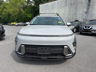 2024 Hyundai Kona SEL / One Owner