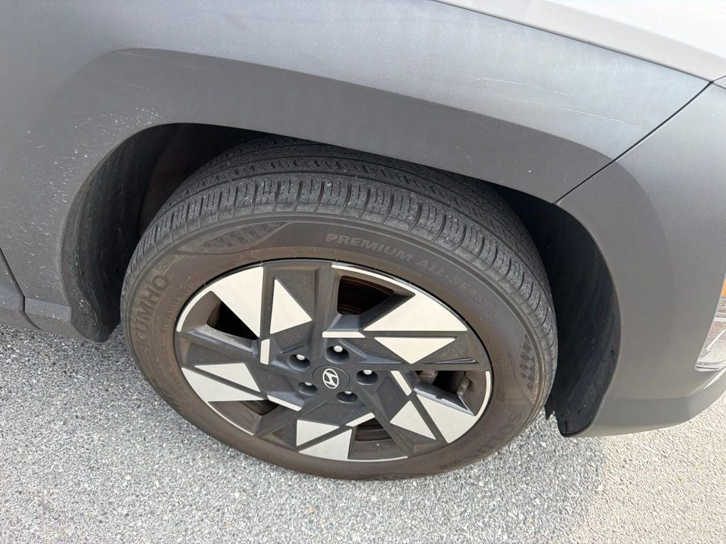 2024 Hyundai Kona SEL / One Owner