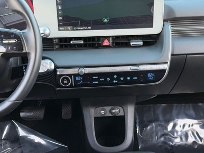 2024 Hyundai IONIQ 5 SE / One Owner / Long Range