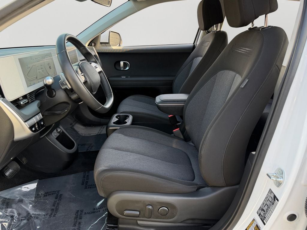 2024 Hyundai IONIQ 5 SE / One Owner / Long Range
