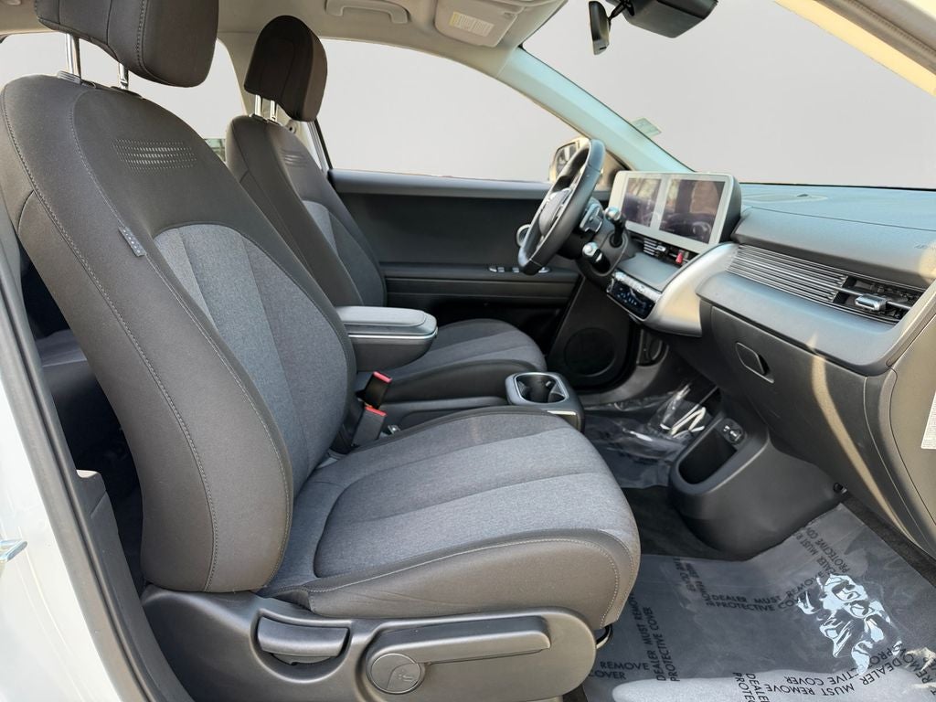 2024 Hyundai IONIQ 5 SE / One Owner / Long Range