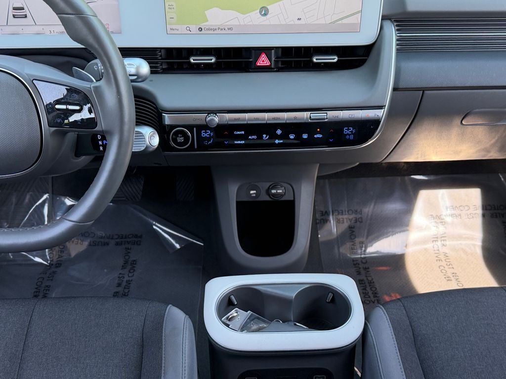 2024 Hyundai IONIQ 5 SEL / One Owner