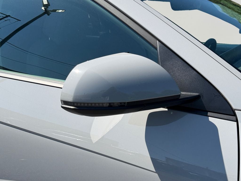 2024 Hyundai IONIQ 5 SEL / One Owner