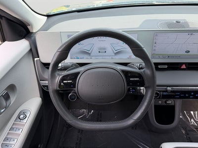 2024 Hyundai IONIQ 5 SEL / One Owner