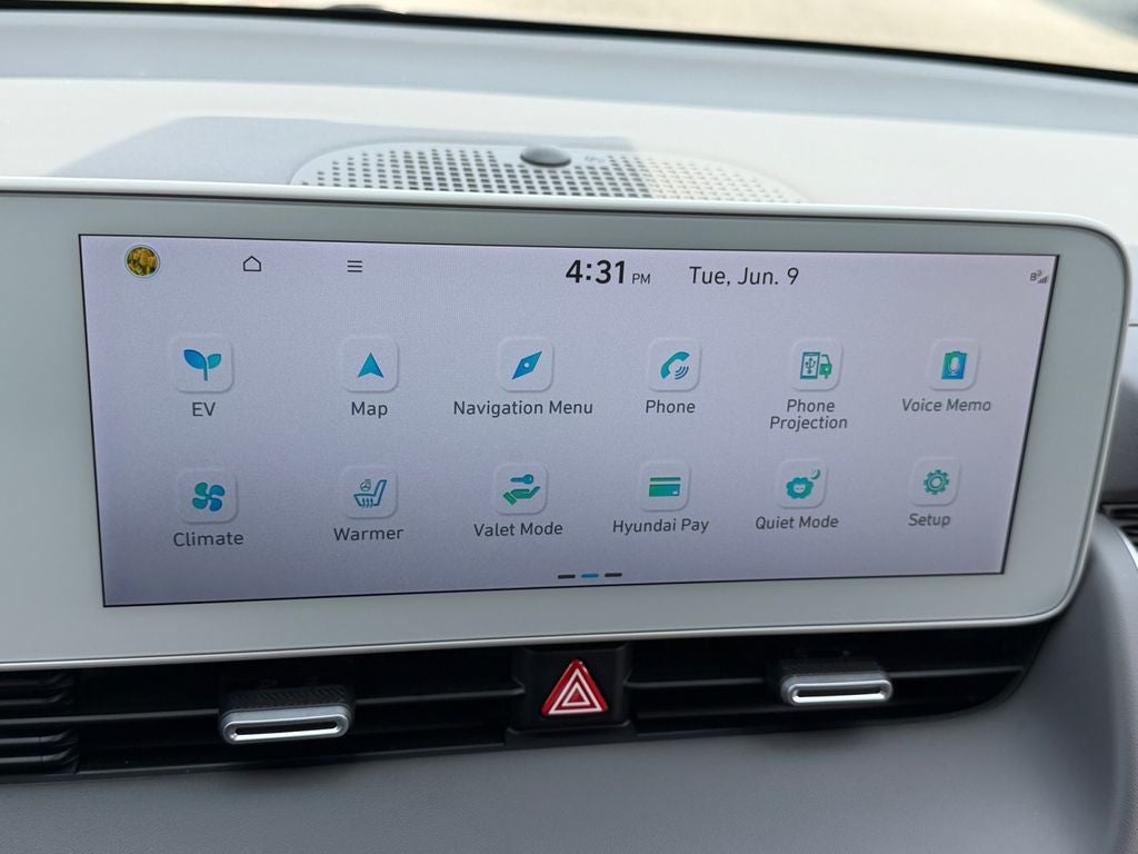 2024 Hyundai IONIQ 5 SEL / One Owner