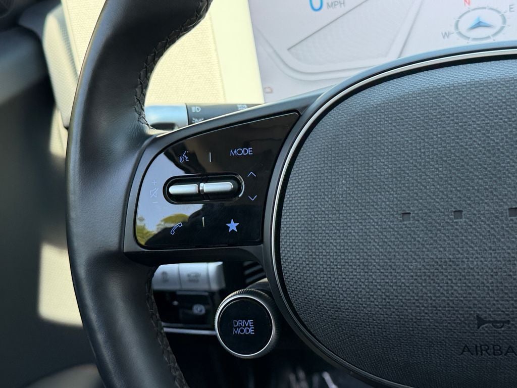 2024 Hyundai IONIQ 5 SEL / One Owner / Navigation