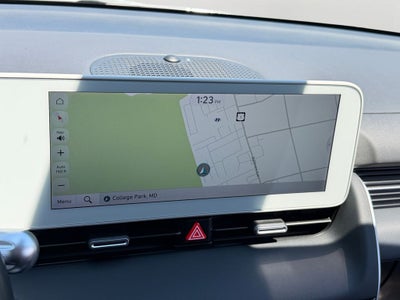 2024 Hyundai IONIQ 5 SEL / One Owner / Navigation