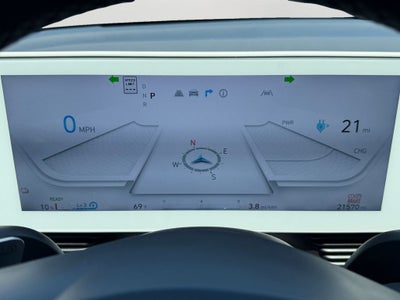 2024 Hyundai IONIQ 5 SEL / One Owner / Navigation