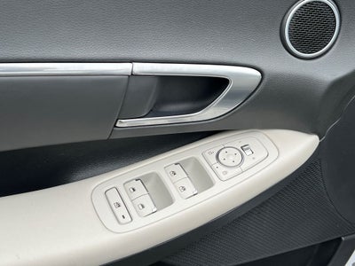2023 Hyundai Sonata SEL / One Owner / Convenience Package / Preferred Acc