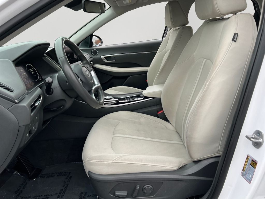 2023 Hyundai Sonata SEL / One Owner / Convenience Package / Preferred Acc