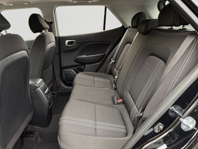 2025 Hyundai Venue SEL / One Owner