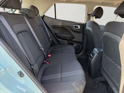 2025 Hyundai Venue SEL / One Owner /