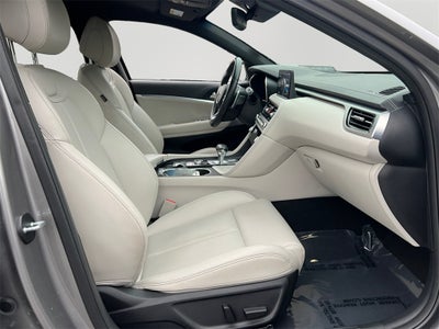 2024 Genesis G70 2.5T One Owner / AWD / New Brakes