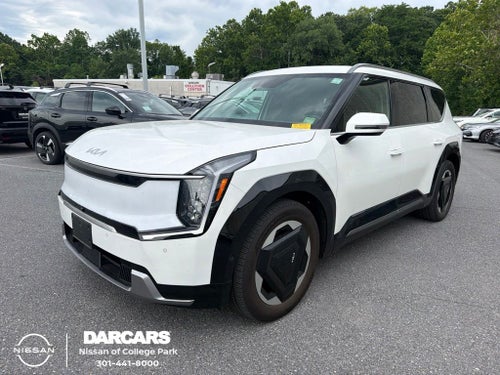 2024 Kia EV9 Land / One Owner