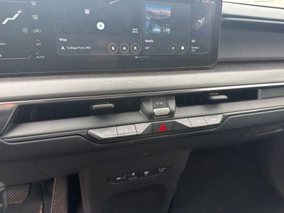 2024 Kia EV9 Land / One Owner