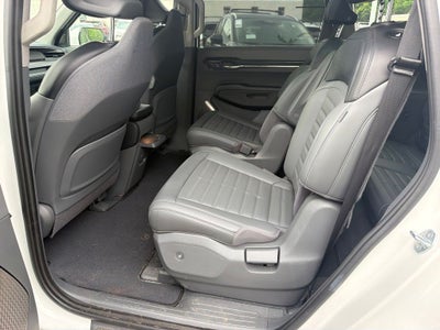 2024 Kia EV9 Land / One Owner