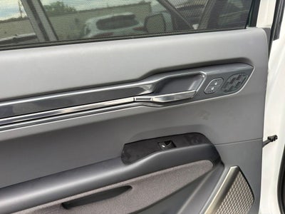 2024 Kia EV9 Land / One Owner