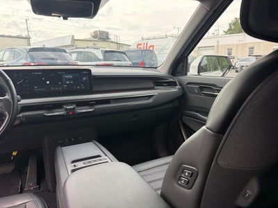 2024 Kia EV9 Land / One Owner
