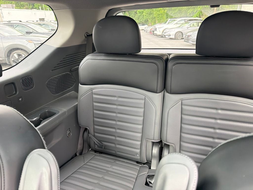 2024 Kia EV9 Land / One Owner