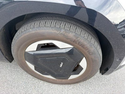 2024 Kia EV9 Land / One Owner