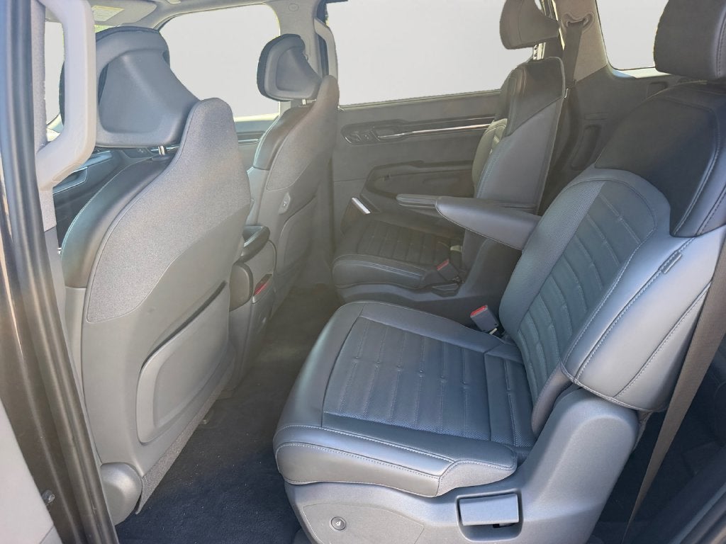 2024 Kia EV9 Land