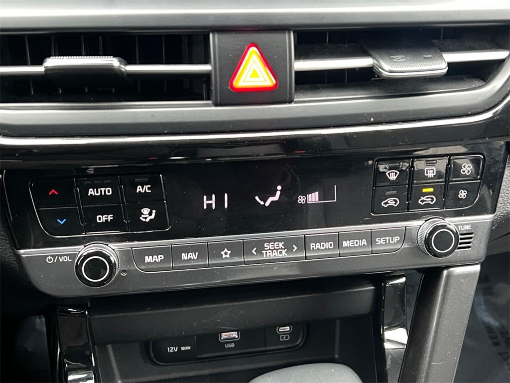 2024 Kia Seltos S / One Owner