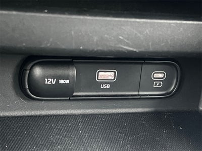 2024 Kia Seltos S / One Owner