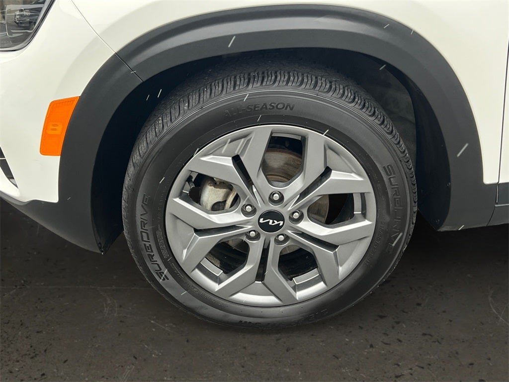 2024 Kia Seltos S / One Owner