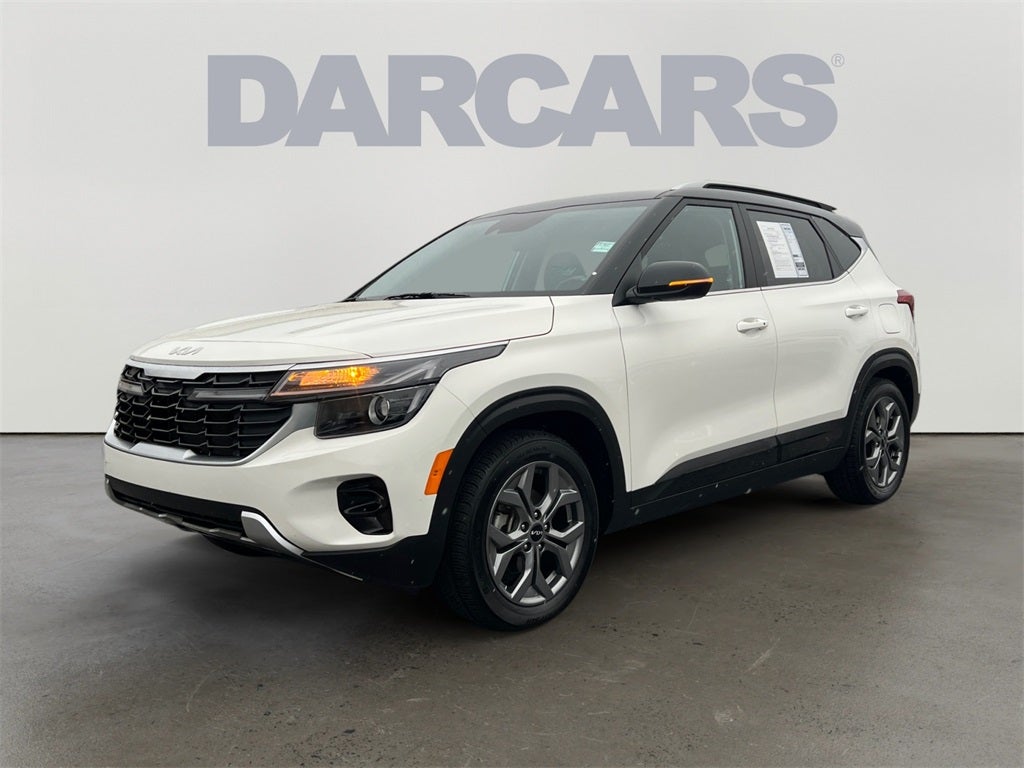 2024 Kia Seltos S / One Owner