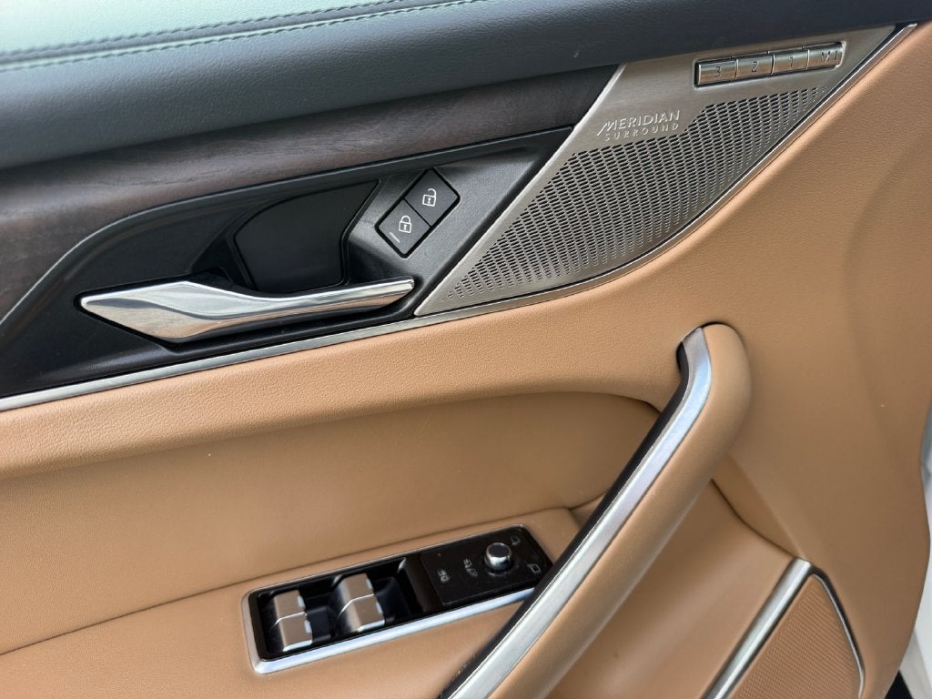 2023 Jaguar F-PACE P250 S