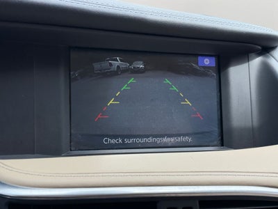 2017 INFINITI QX30 Premium