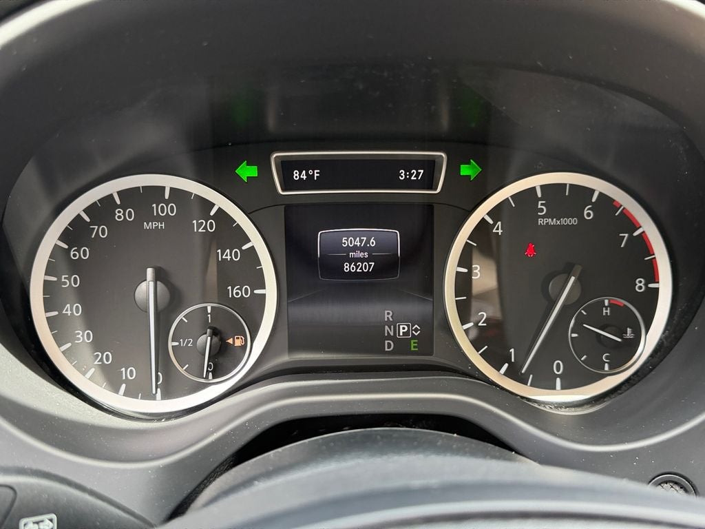 2017 INFINITI QX30 Premium