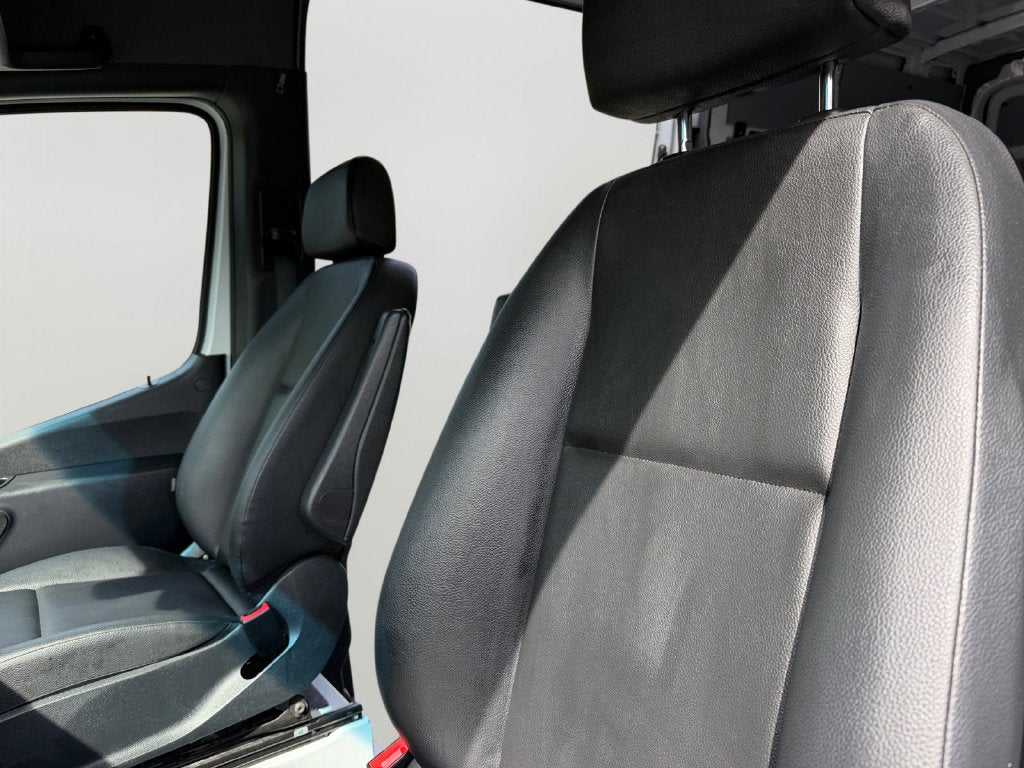 2025 Mercedes-Benz Sprinter 2500 Cargo 144 WB