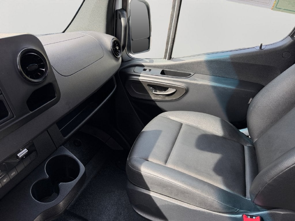 2025 Mercedes-Benz Sprinter 2500 Cargo 144 WB