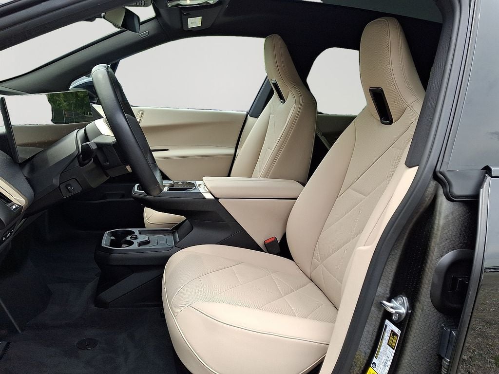 2024 BMW iX xDrive50 / One Owner