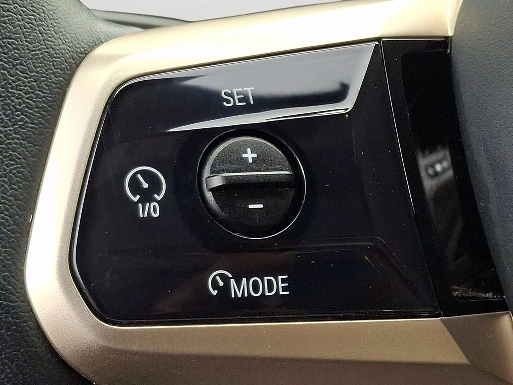 2024 BMW iX xDrive50 / One Owner
