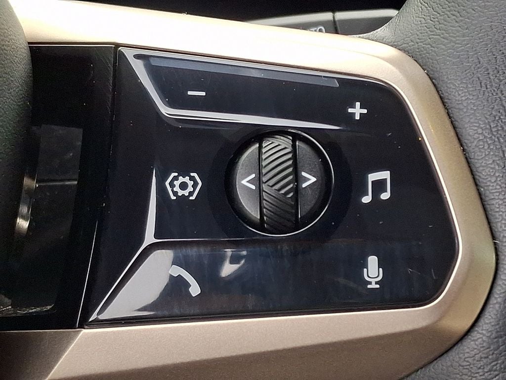 2024 BMW iX xDrive50 / One Owner