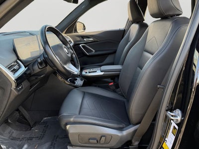 2023 BMW X1 xDrive28i / One Owner / AWD /