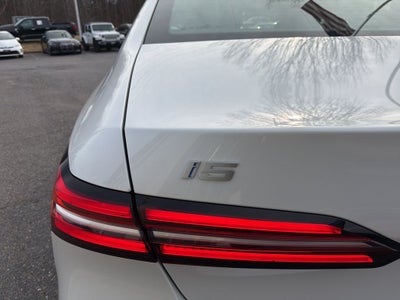 2025 BMW i5 xDrive40