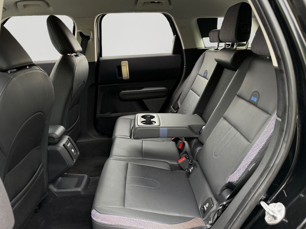 2025 MINI Cooper S Countryman Signature Plus / One Owner