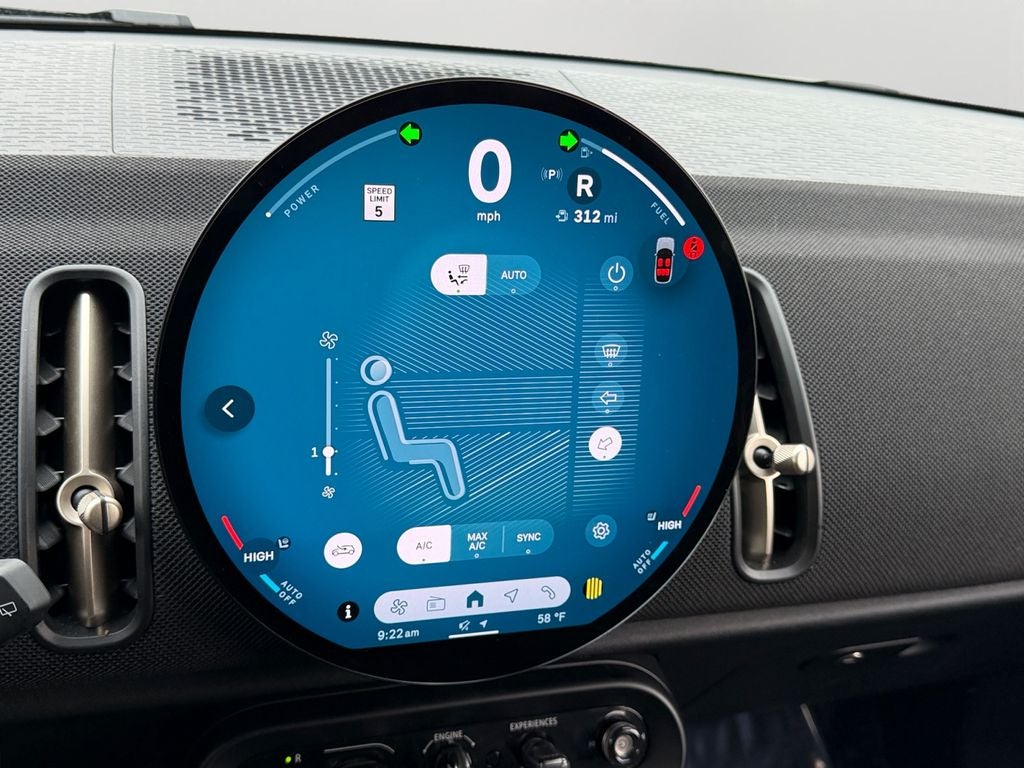 2025 MINI Cooper S Countryman Signature Plus / One Owner