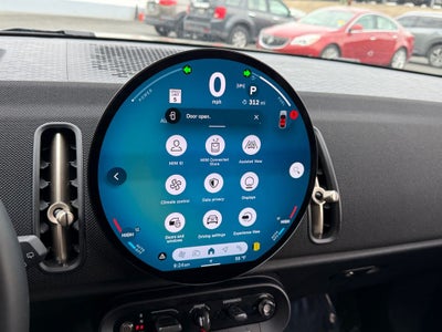 2025 MINI Cooper S Countryman Signature Plus / One Owner