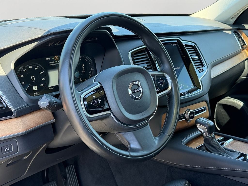 2019 Volvo XC90 T6 Inscription