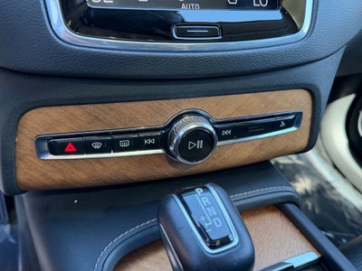 2019 Volvo XC90 T6 Inscription