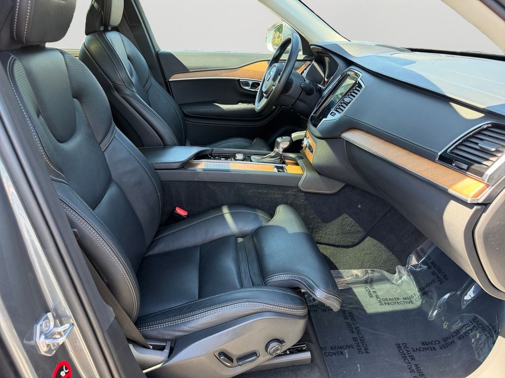 2019 Volvo XC90 T6 Inscription
