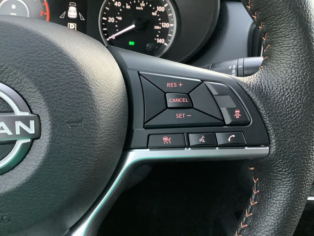 2025 Nissan Versa 1.6 SR