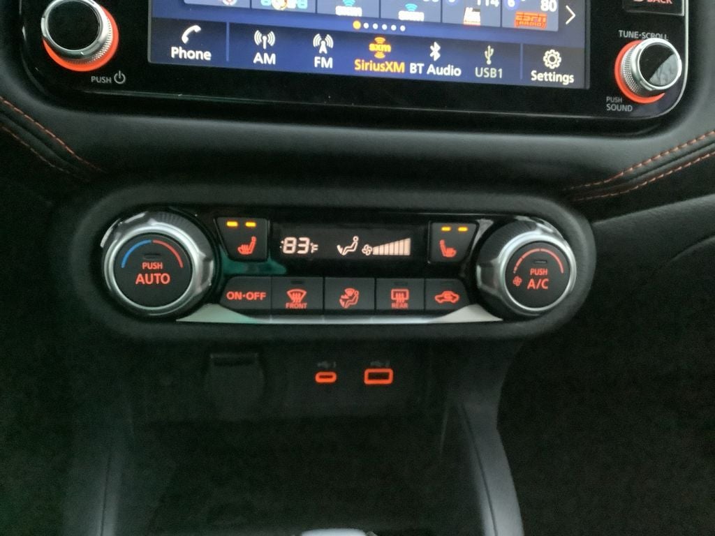 2025 Nissan Versa 1.6 SR